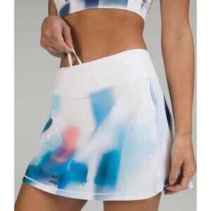 Lululemon Multicolor Baseline Wash Print Pace Rival Mid-Rise Skirt Size 12
